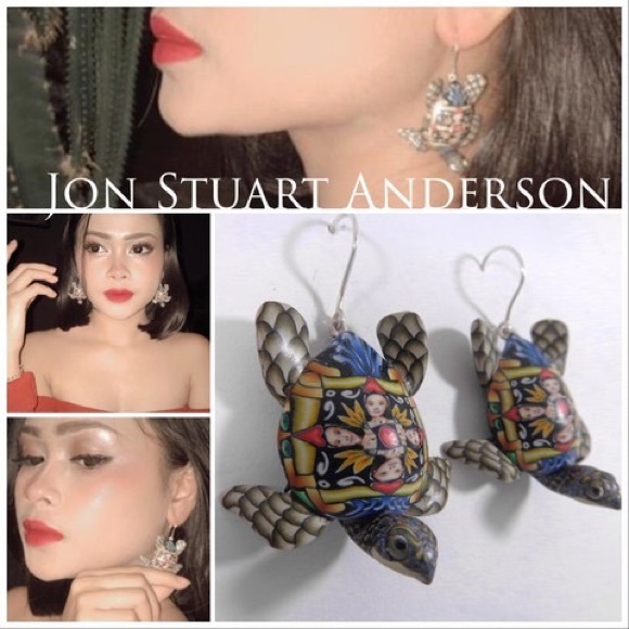Jon Stuart Anderson Sea Turtle Earrings - Picture 6 of 7